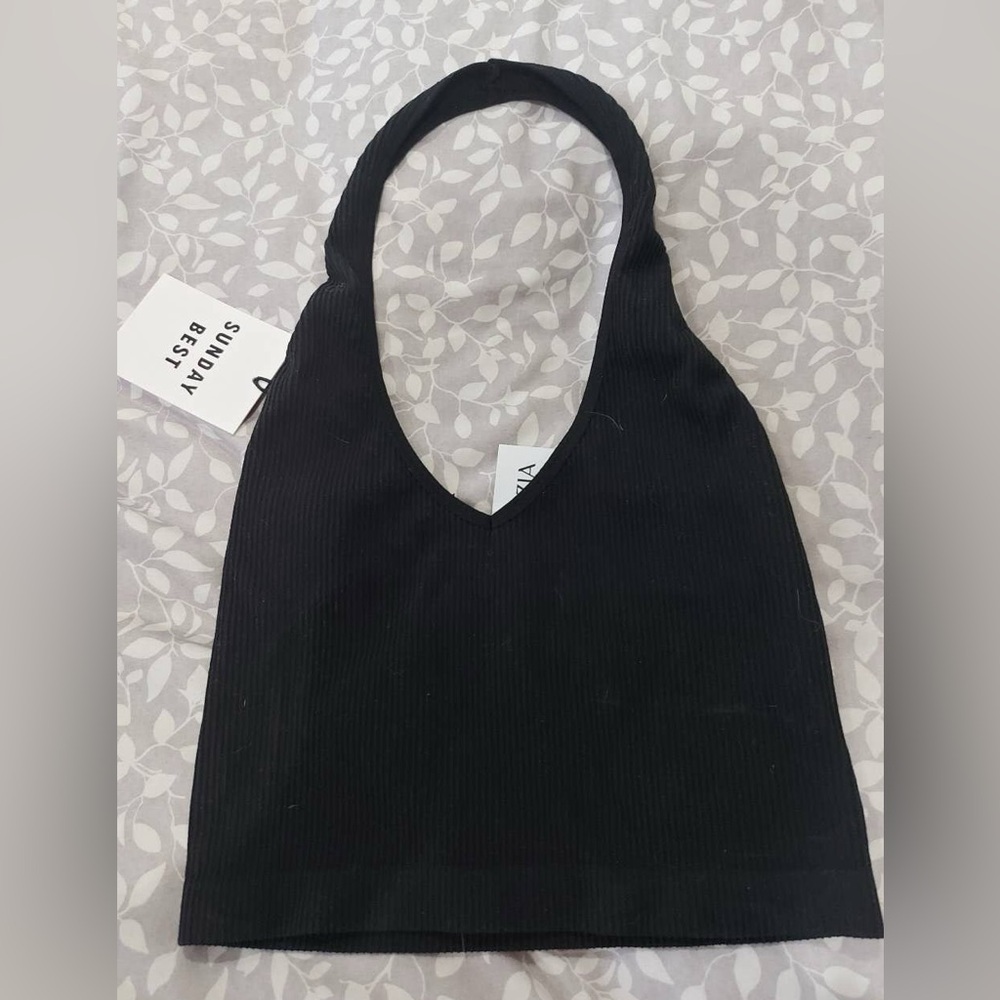Aritzia Sunday Best Corinne seamless ribbed halter top